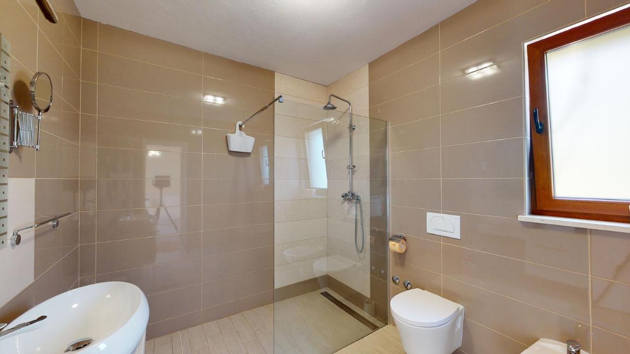 Villa Bambi Mošćenička Draga Kültér fotó